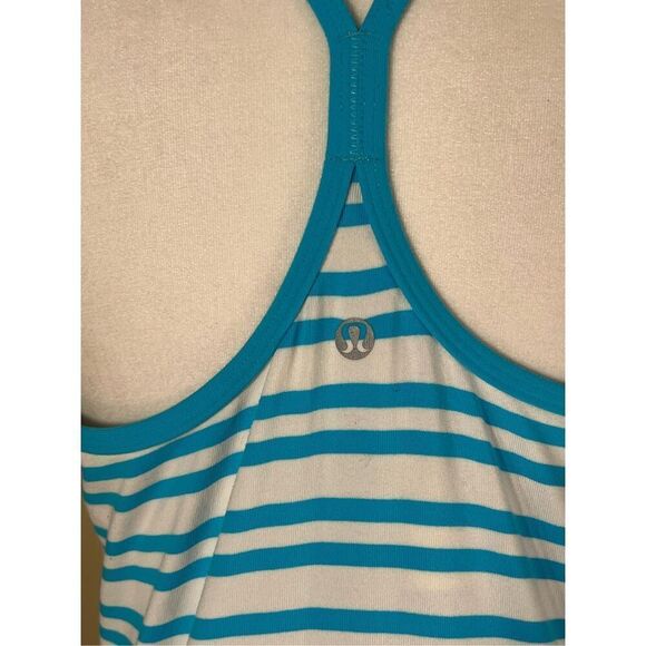 Lululemon Power Y Twin Stripe Spry Blue White Athletic Tank Top Size 10 - Picture 6 of 6